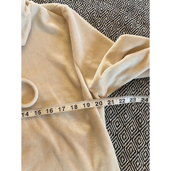 TRUE RELIGION Cream VELOUR, Long Sleeve,  Women's Cropped Hoodie Size XL - Picture 4 of 10